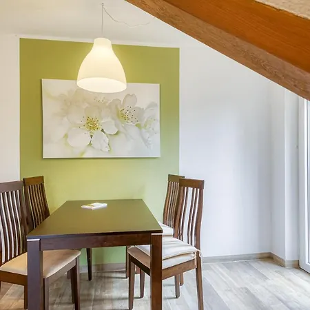 Haus Blumenwiese Apartment Waren (Mueritz)