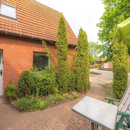 Haus Blumenwiese * Waren (Mueritz)